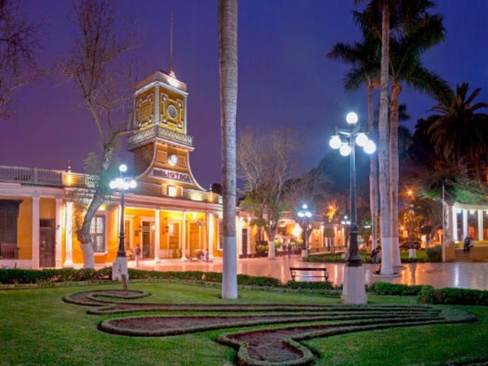 Mkl Barranco Hostel Lima Bagian luar foto